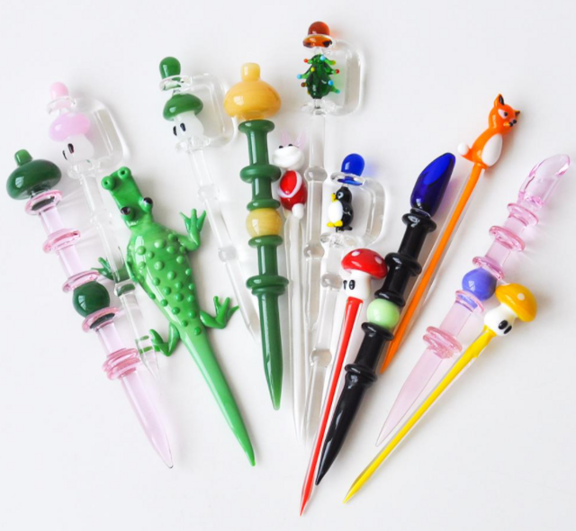 METAL DESGIN AND GLASS DABBER ASSORTED DESIGNS